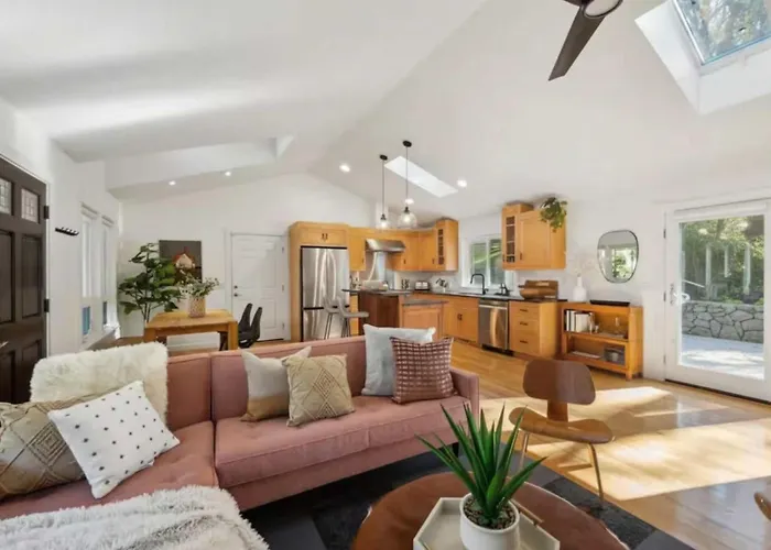 Ravenwood Wine County Retreat With Pool & Hot Tub